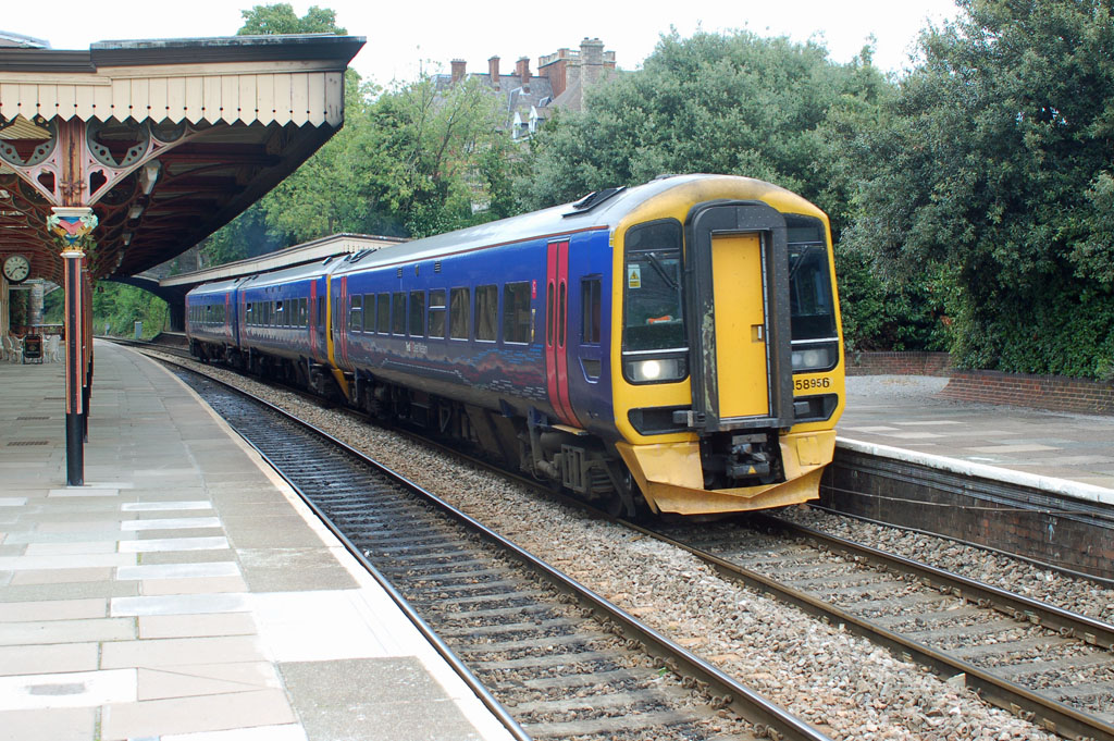 No.158956 at Great Malvern