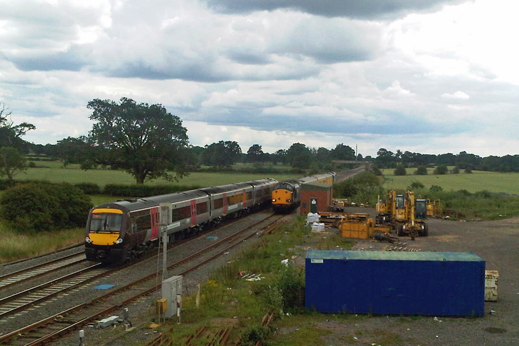 No.170103 with Nos.37038 & 37601 at Spetchley