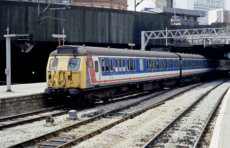 308143 at Birmingham New Street
