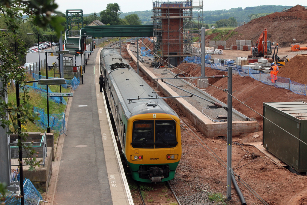 No.323219 at Alvechurch