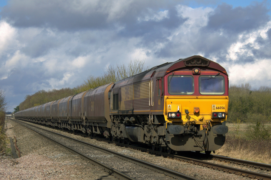 No.66056 at Pirton