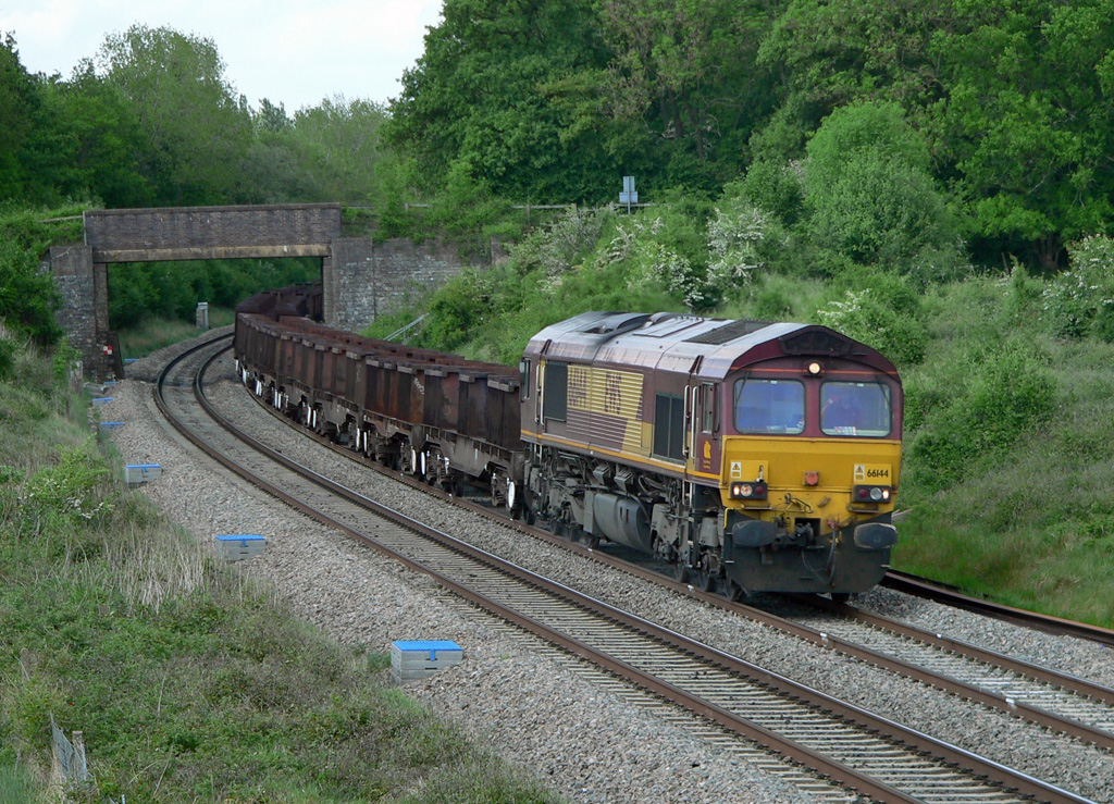 No.66144 on train 6V92 at Croome