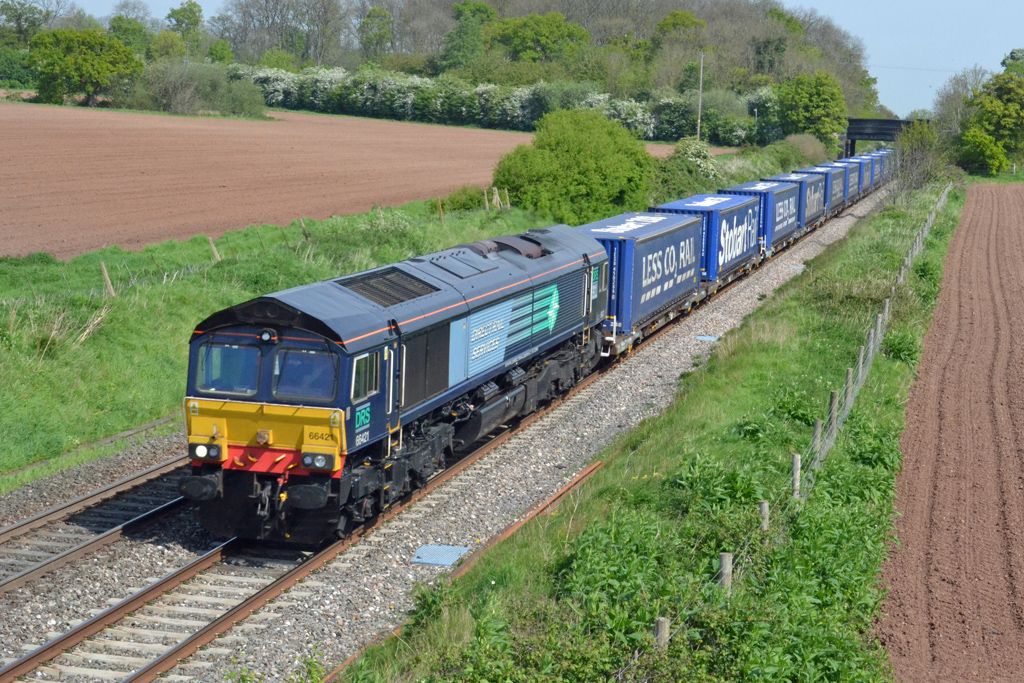 No.66421 at Spetchley