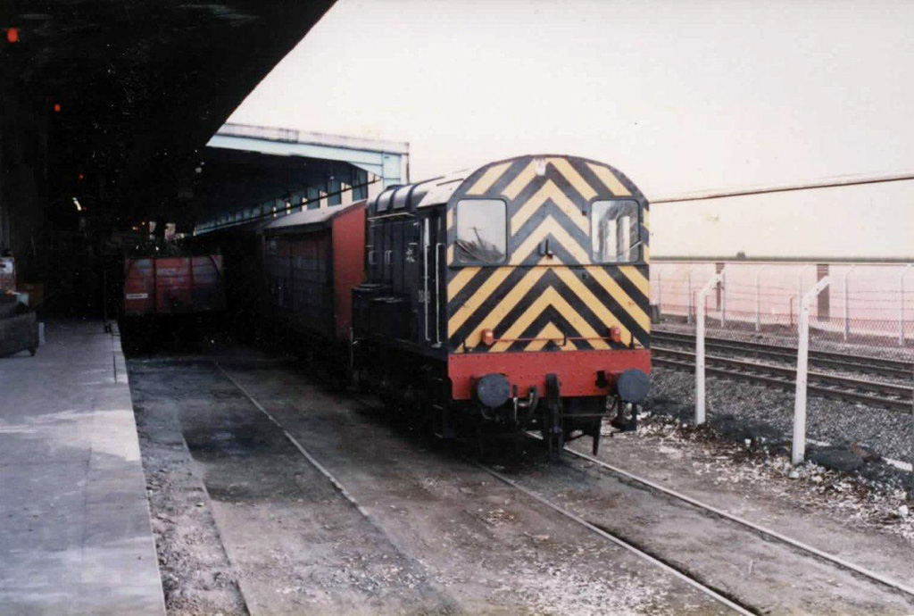 Class 08 at Metal Box